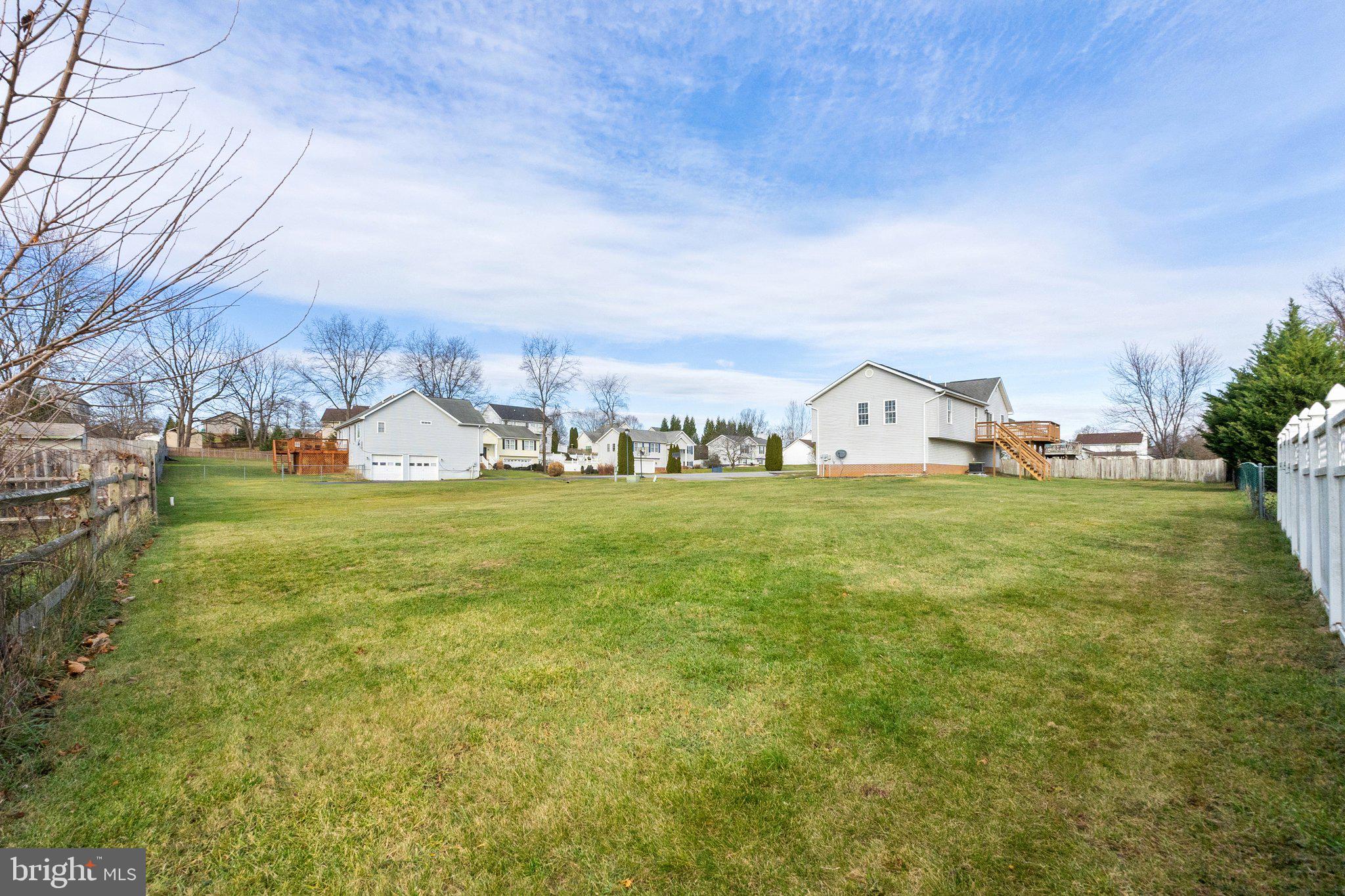 BRIAR RUN - Residential