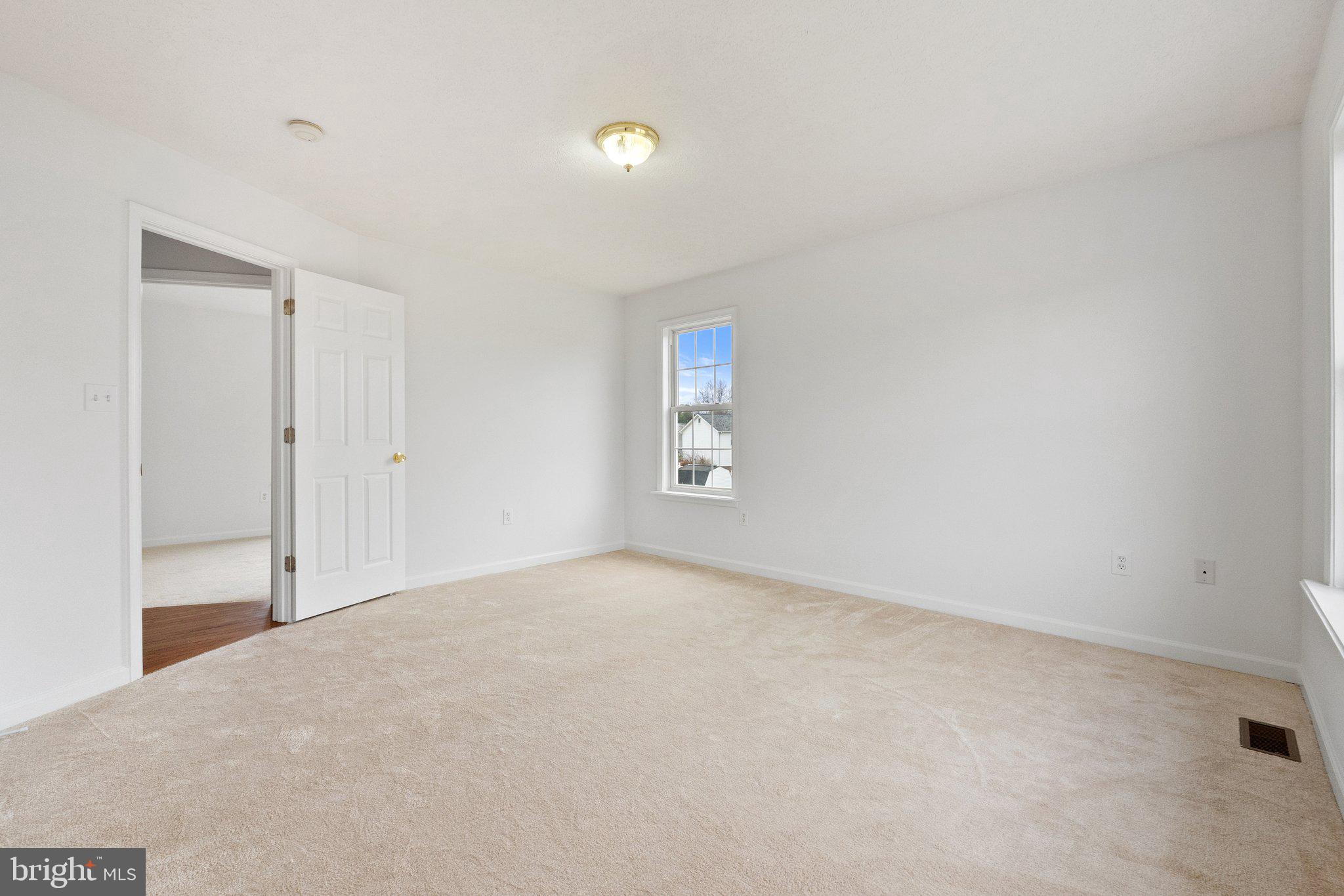 BRIAR RUN - Residential