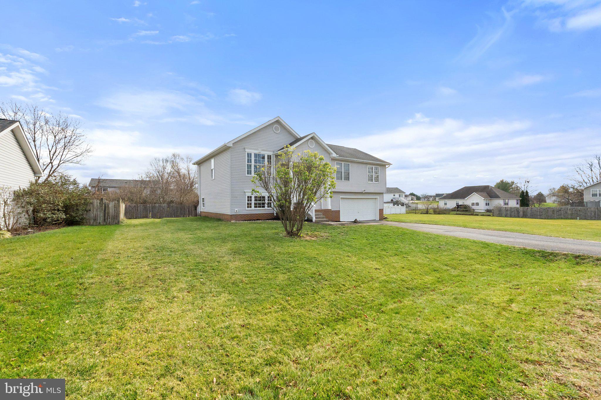 BRIAR RUN - Residential