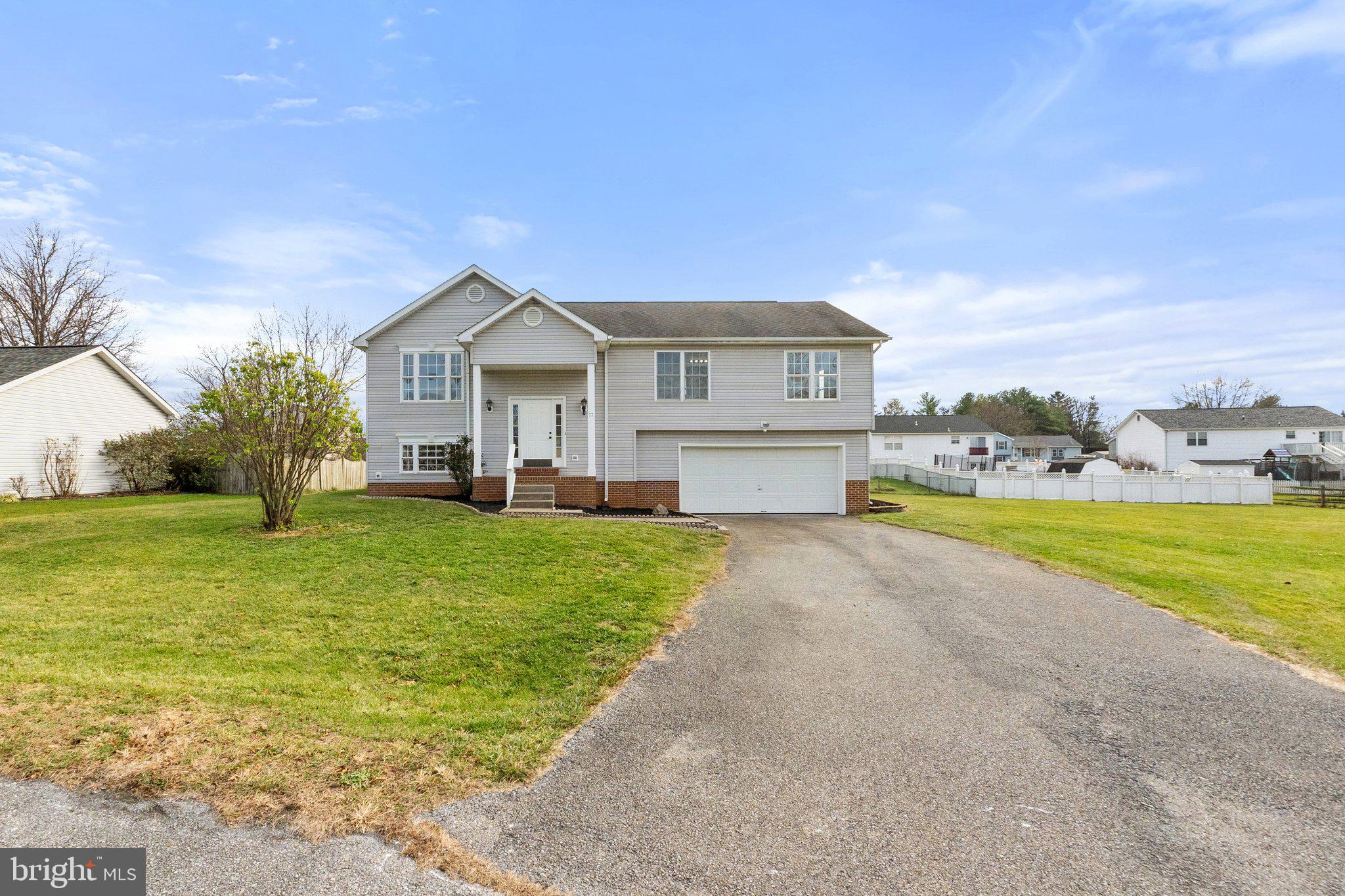 BRIAR RUN - Residential