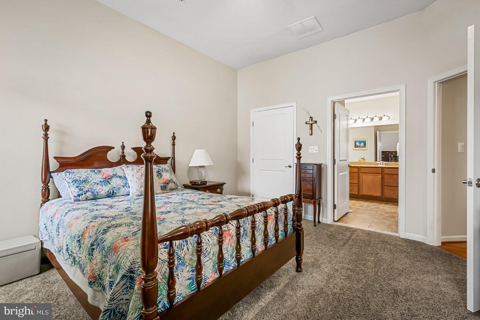 FALLSTON COMMONS - Residential