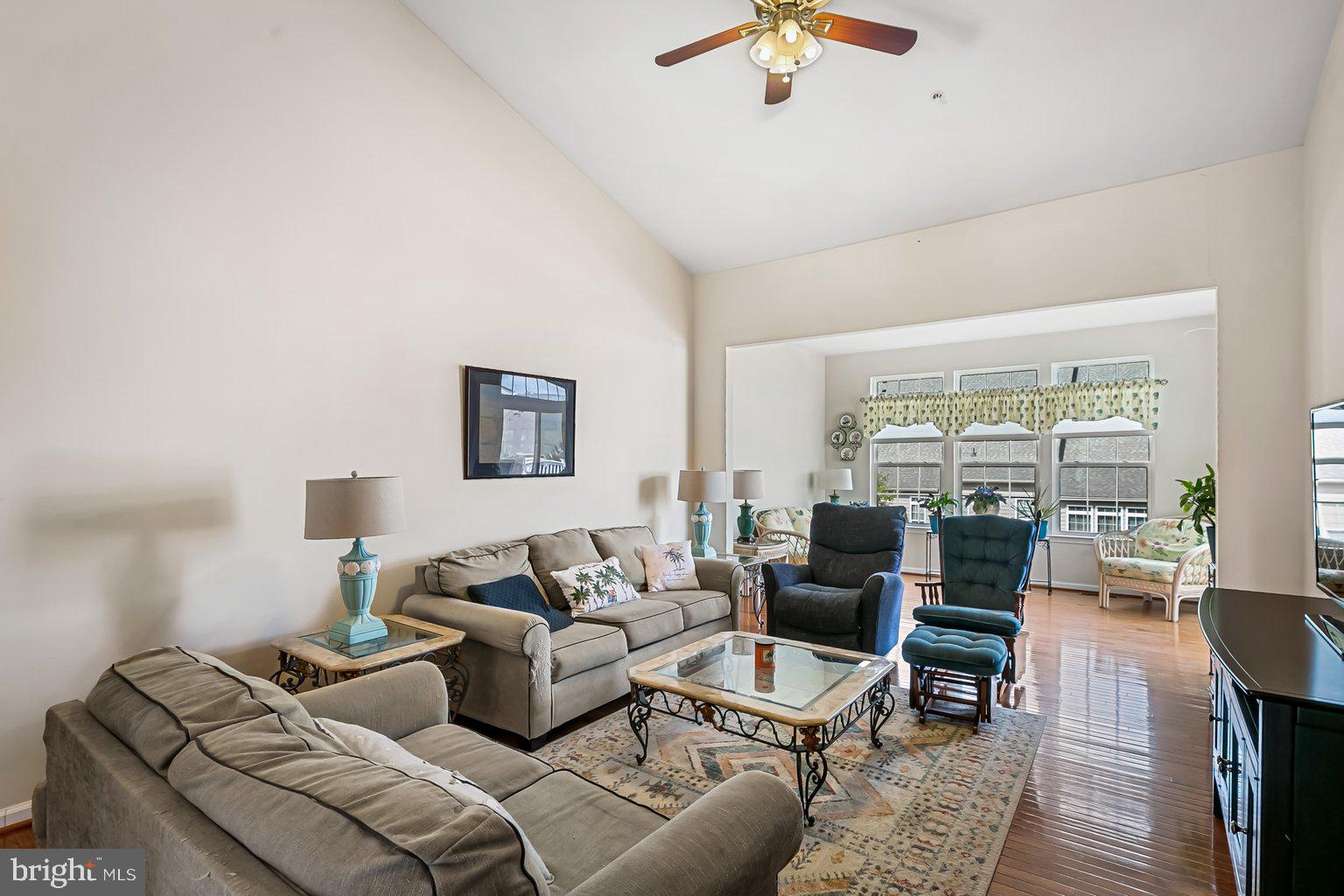 FALLSTON COMMONS - Residential