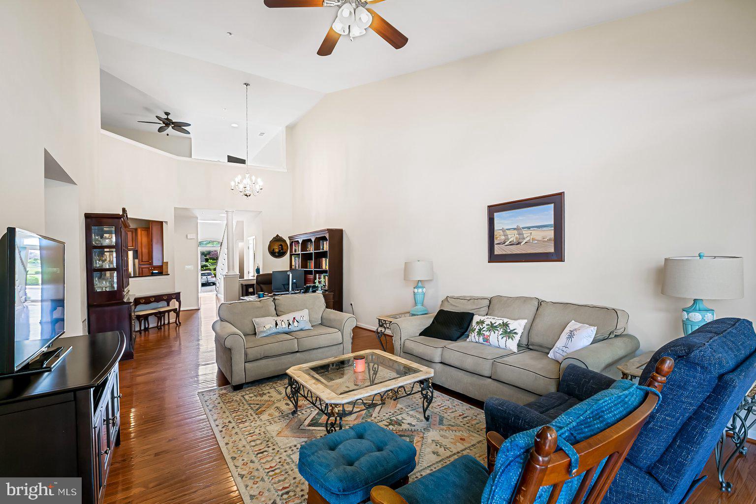 FALLSTON COMMONS - Residential