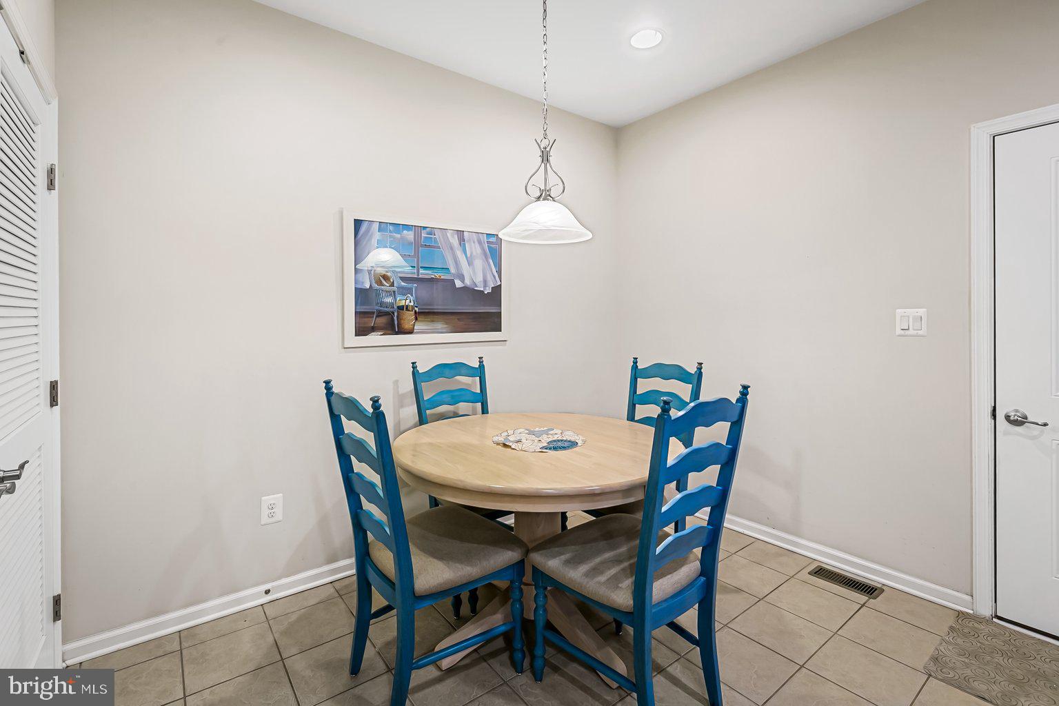 FALLSTON COMMONS - Residential