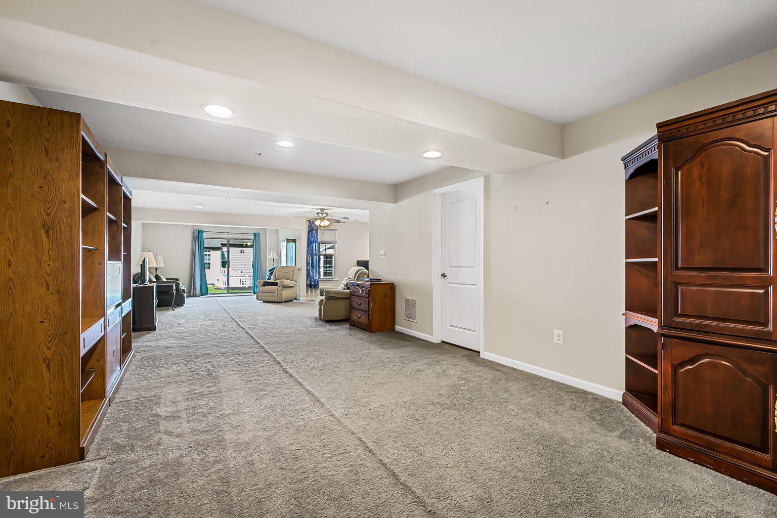 FALLSTON COMMONS - Residential