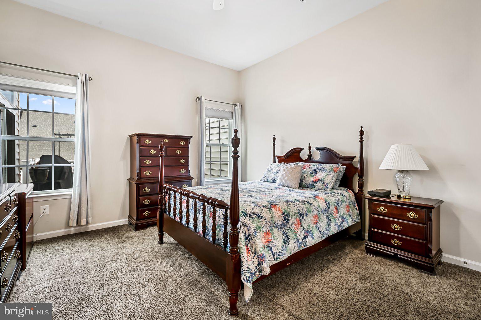 FALLSTON COMMONS - Residential