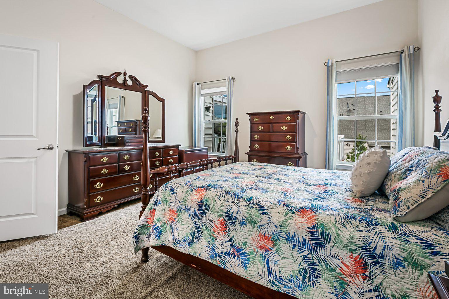 FALLSTON COMMONS - Residential