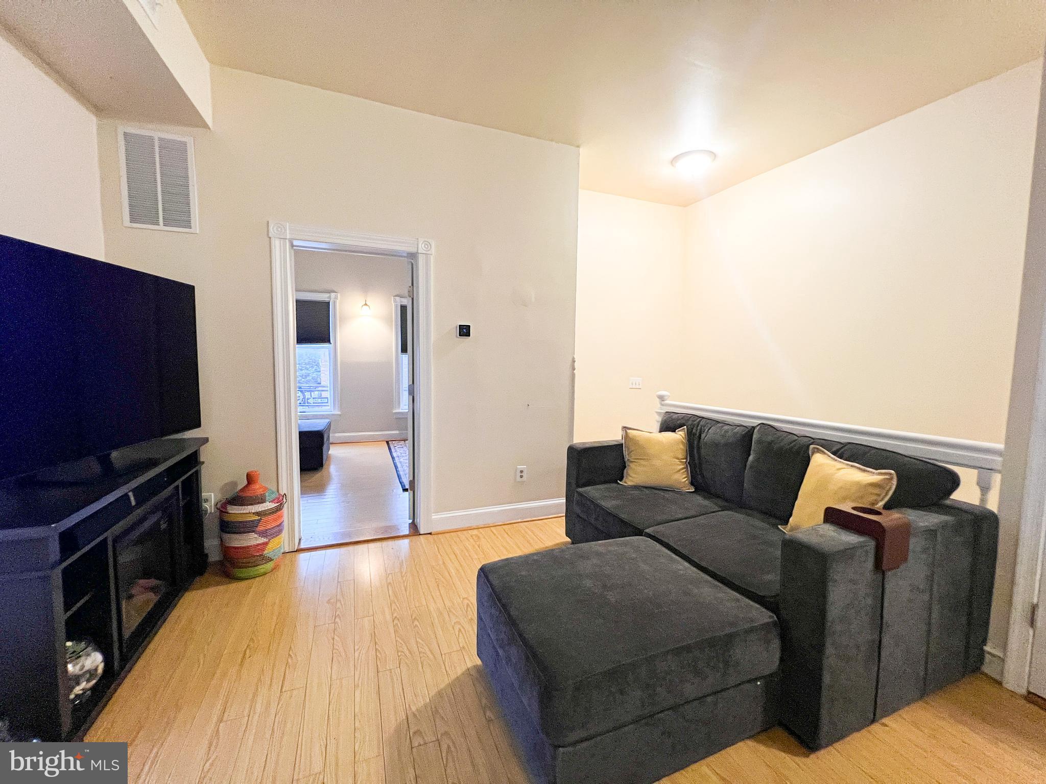 FEDERAL HILL HISTORIC DISTRICT - Residential Lease
