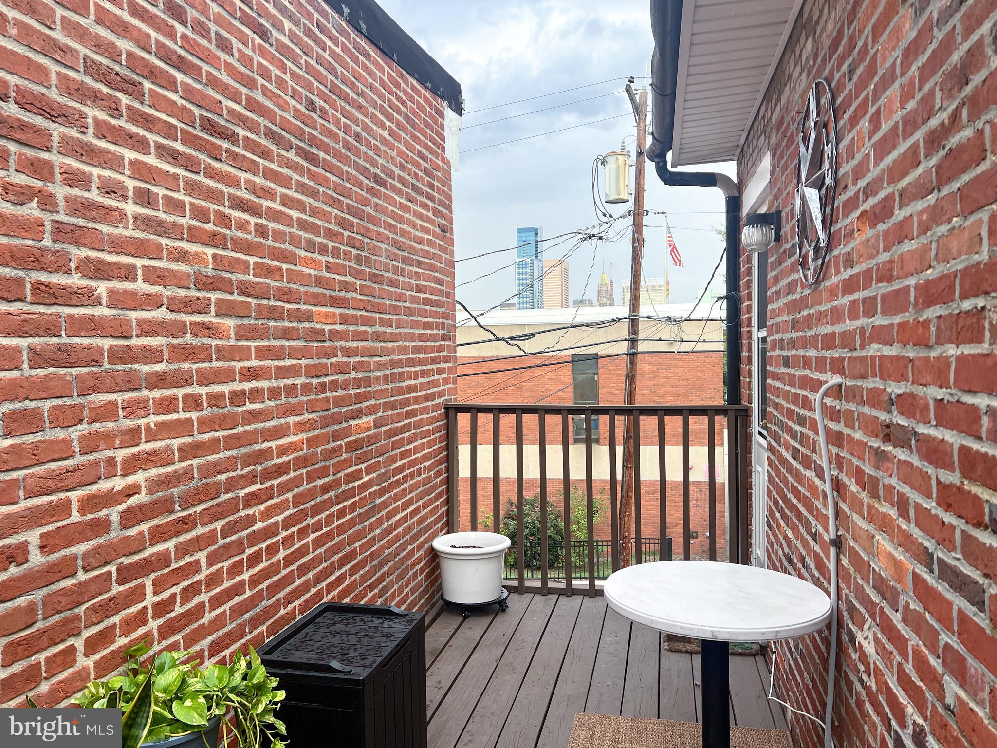 FEDERAL HILL HISTORIC DISTRICT - Residential Lease