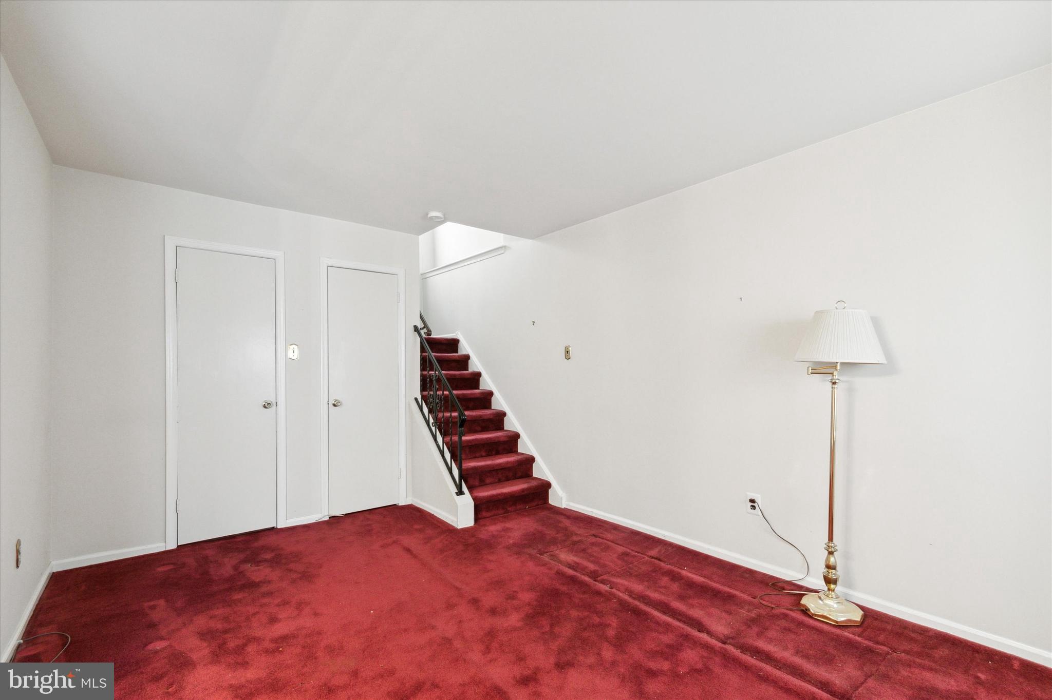 ROXBOROUGH - Residential