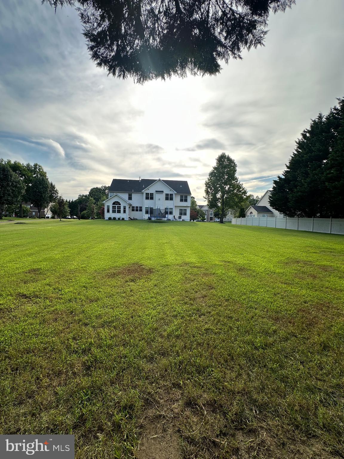 SIERRA MEADOWS - Residential