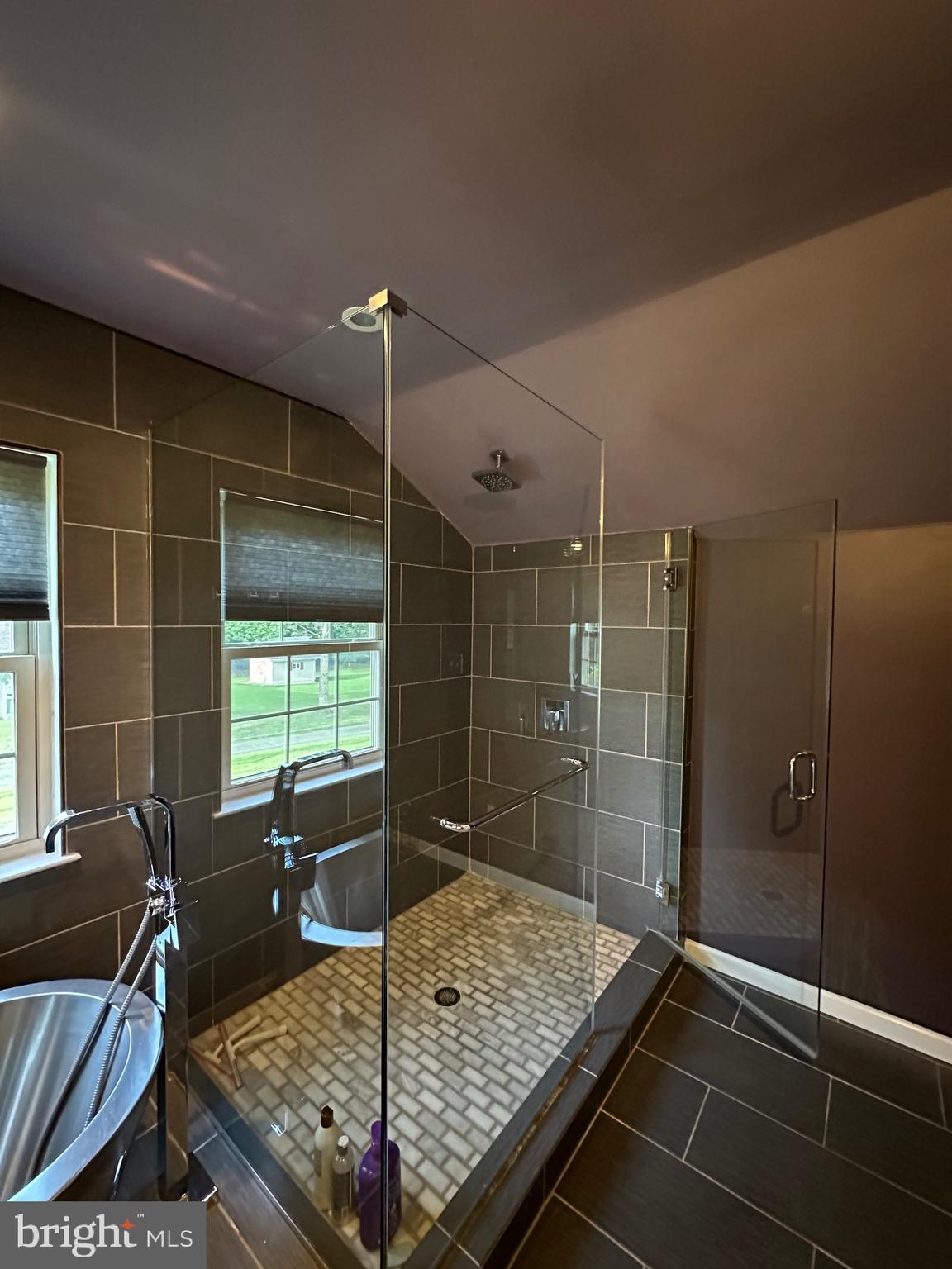 SIERRA MEADOWS - Residential