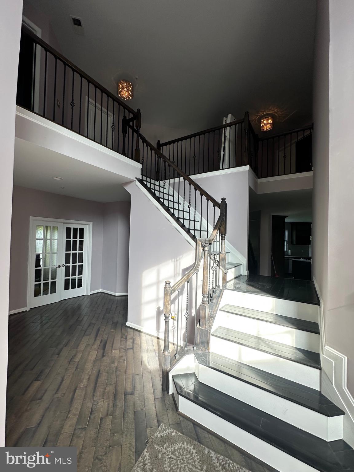 SIERRA MEADOWS - Residential