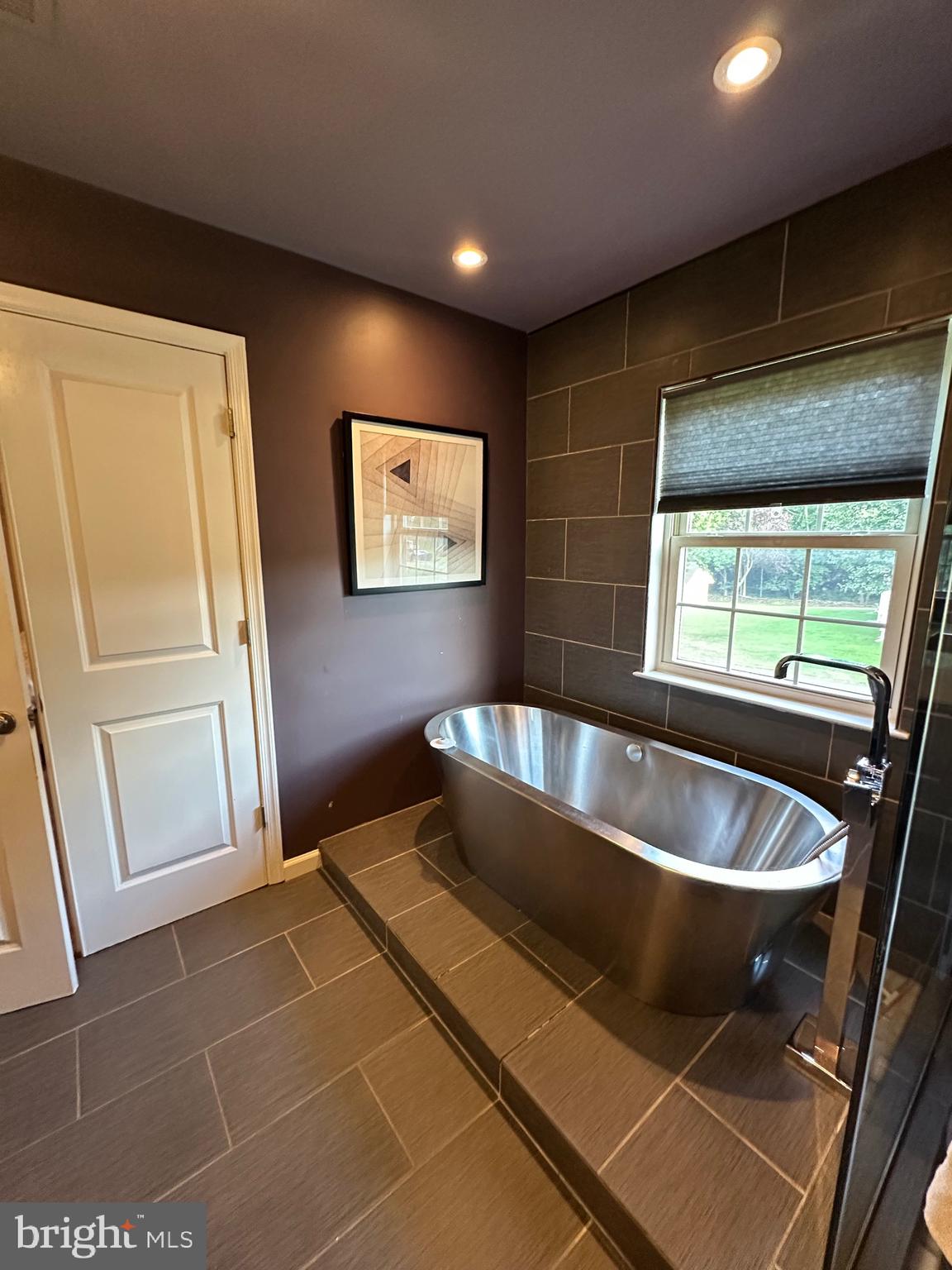 SIERRA MEADOWS - Residential