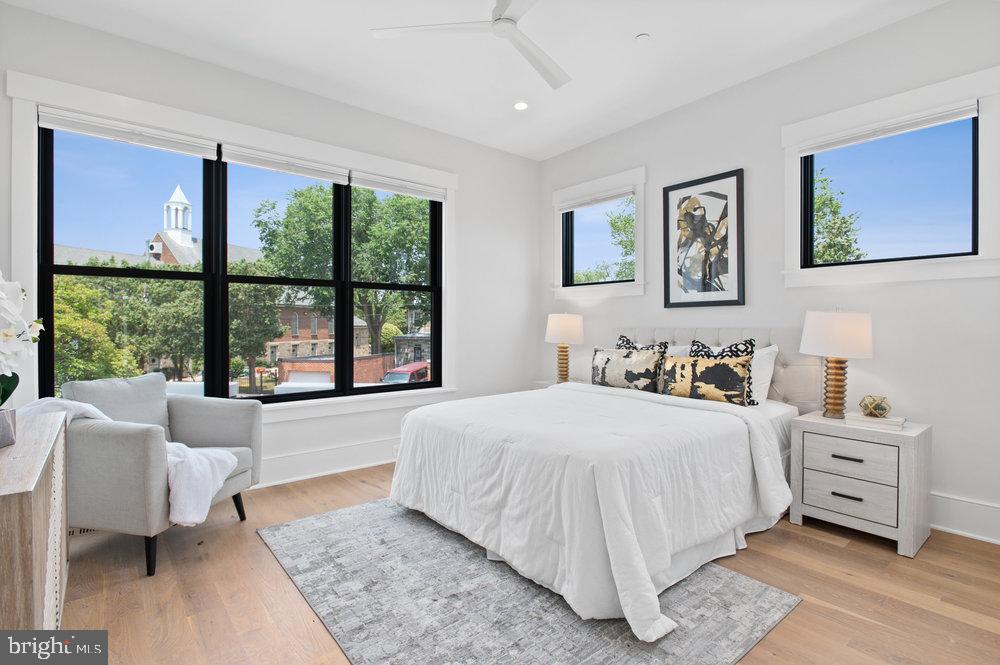 CAPITOL HILL EAST - Residential