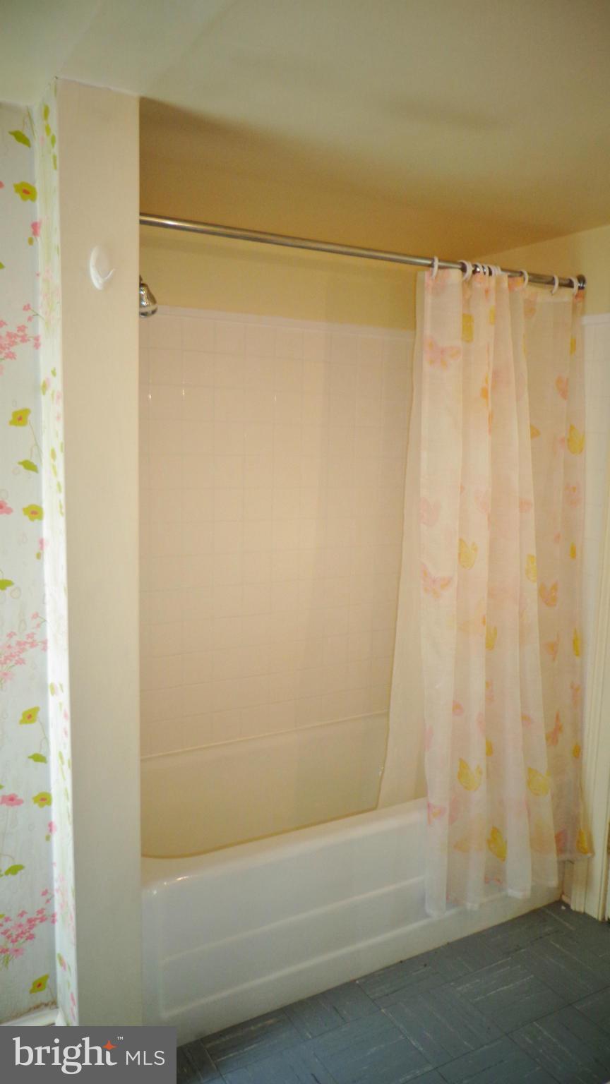 JACOBS - Residential Lease