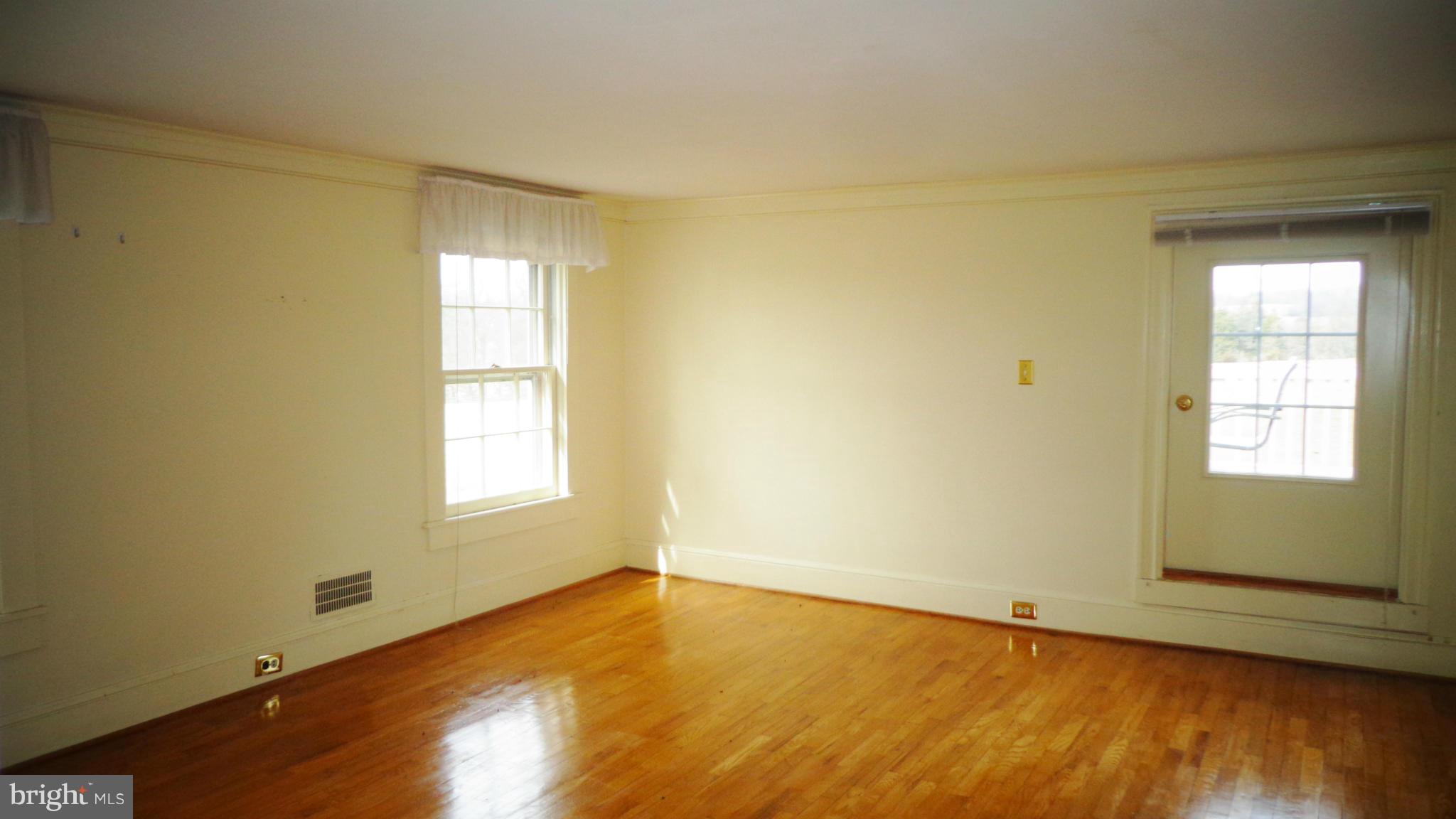 JACOBS - Residential Lease