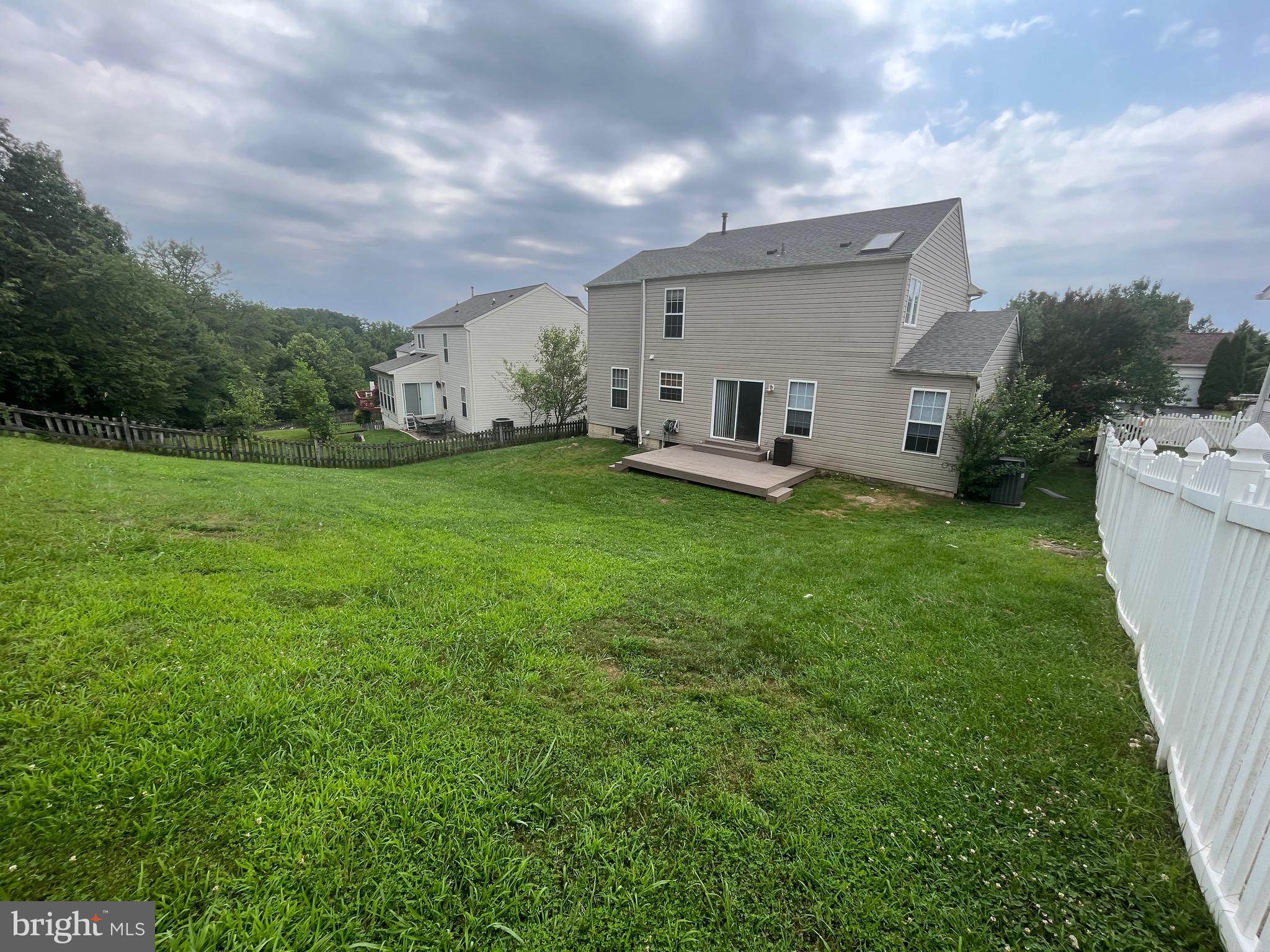 WILLIAMS KNOLL - Residential Lease