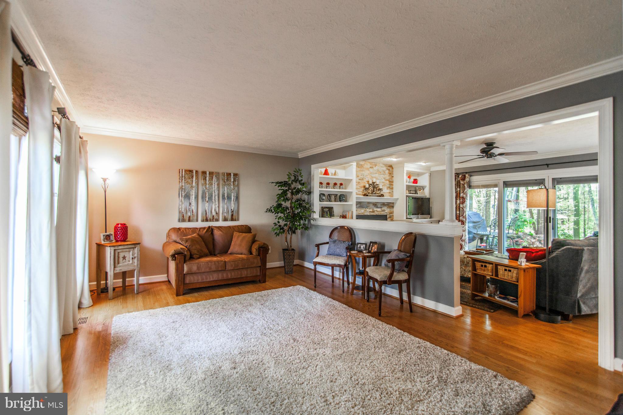 RESTON - Residential