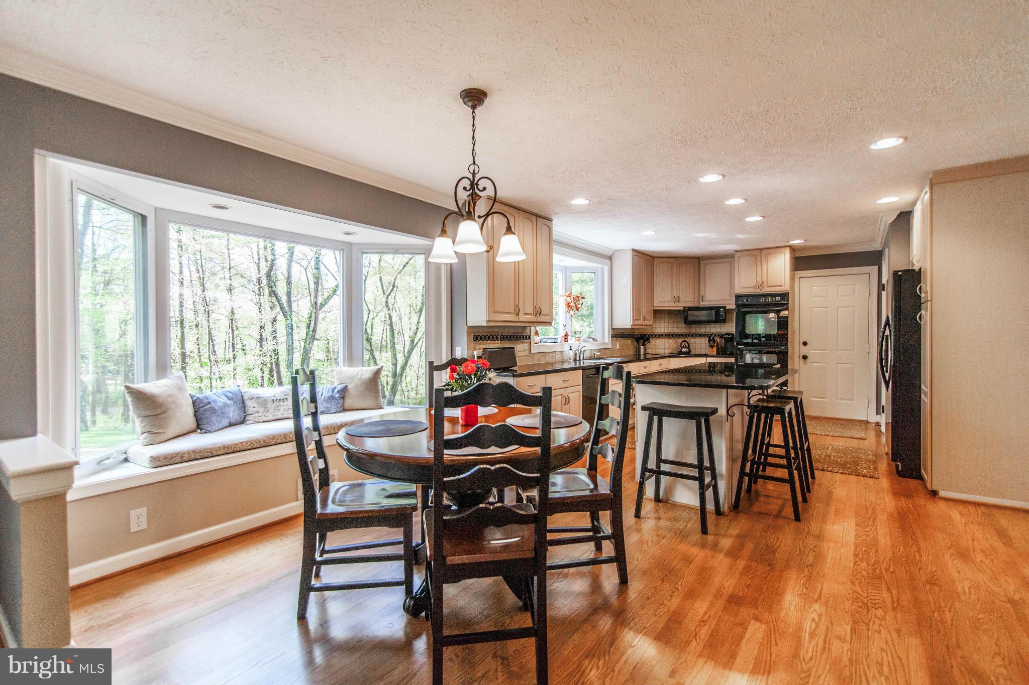 RESTON - Residential