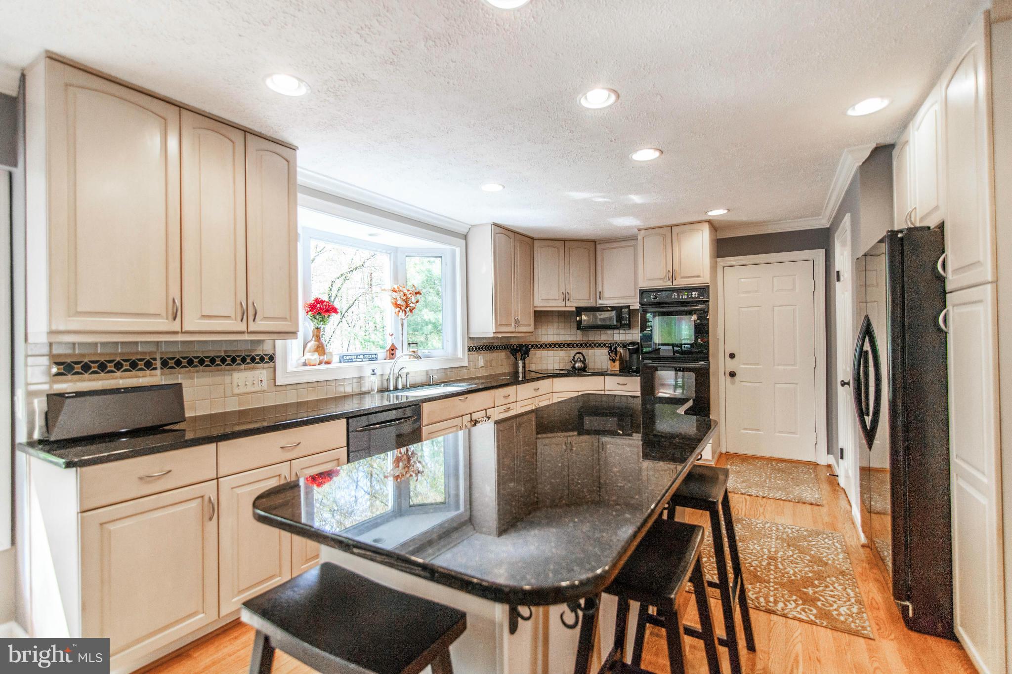 RESTON - Residential