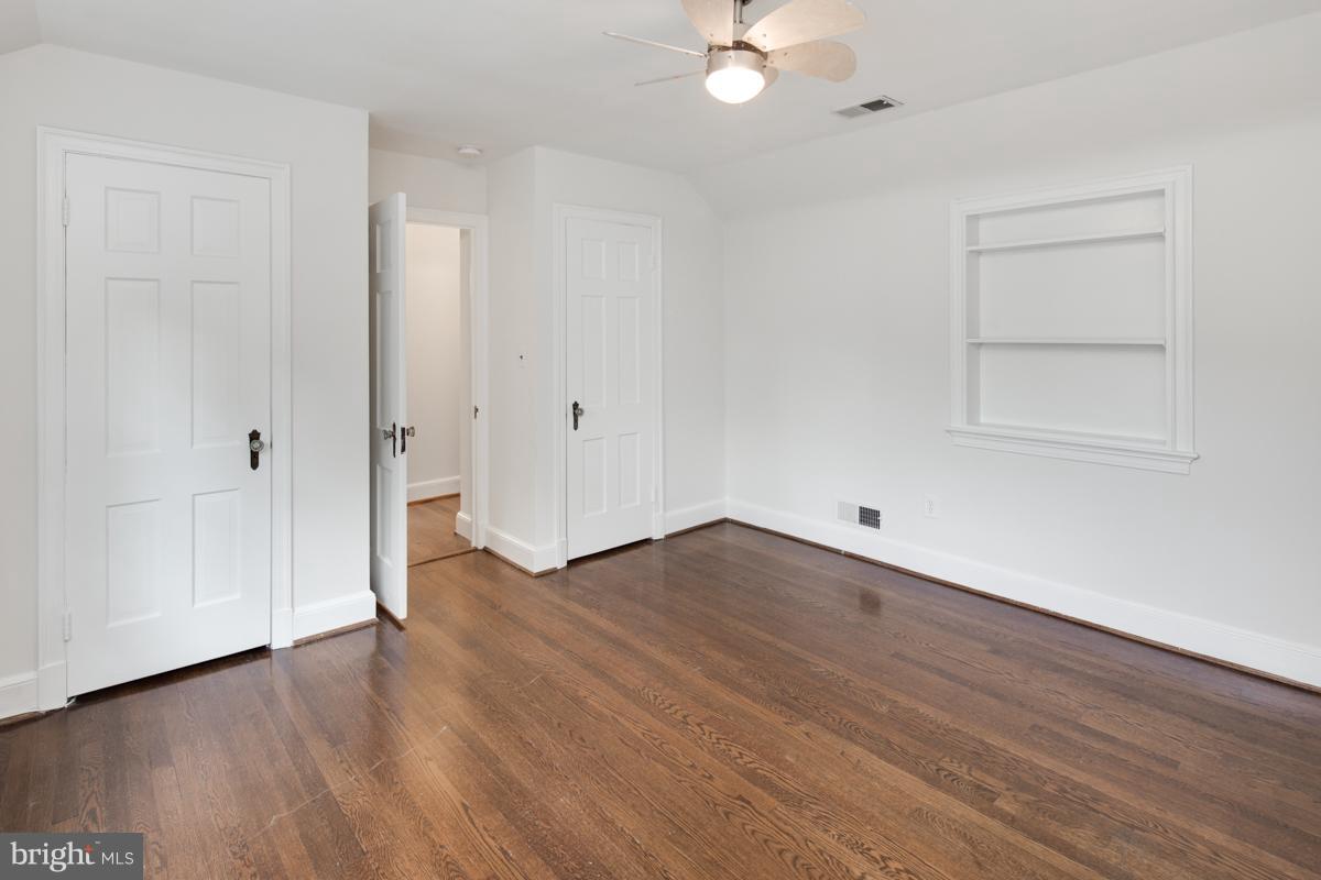 BROOKDALE - Residential