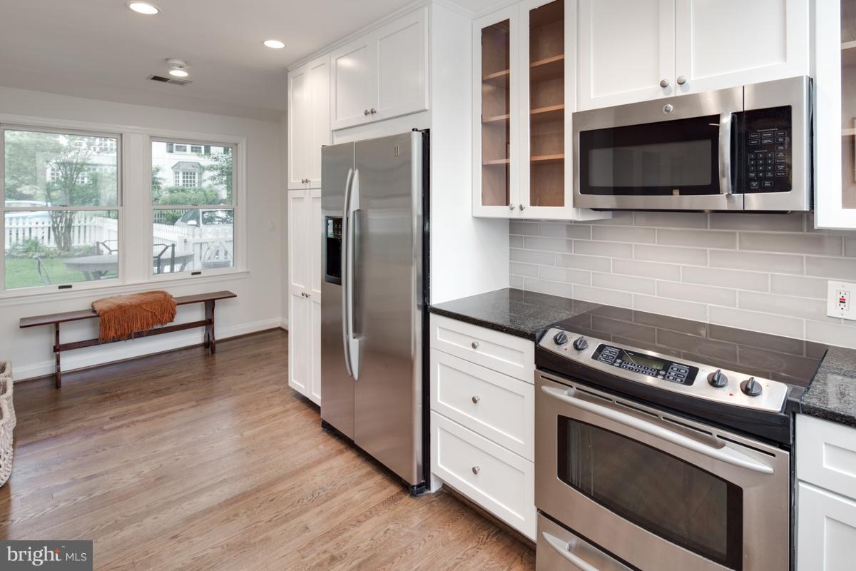 BROOKDALE - Residential