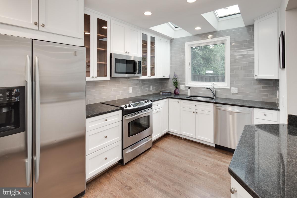 BROOKDALE - Residential