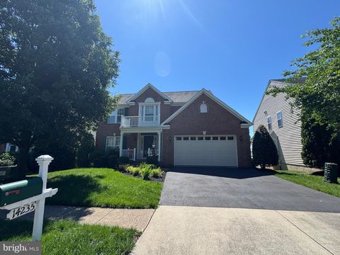 Photo of 14235 Clatterbuck Loop, GAINESVILLE, VA 20155 (MLS # VAPW2120016)