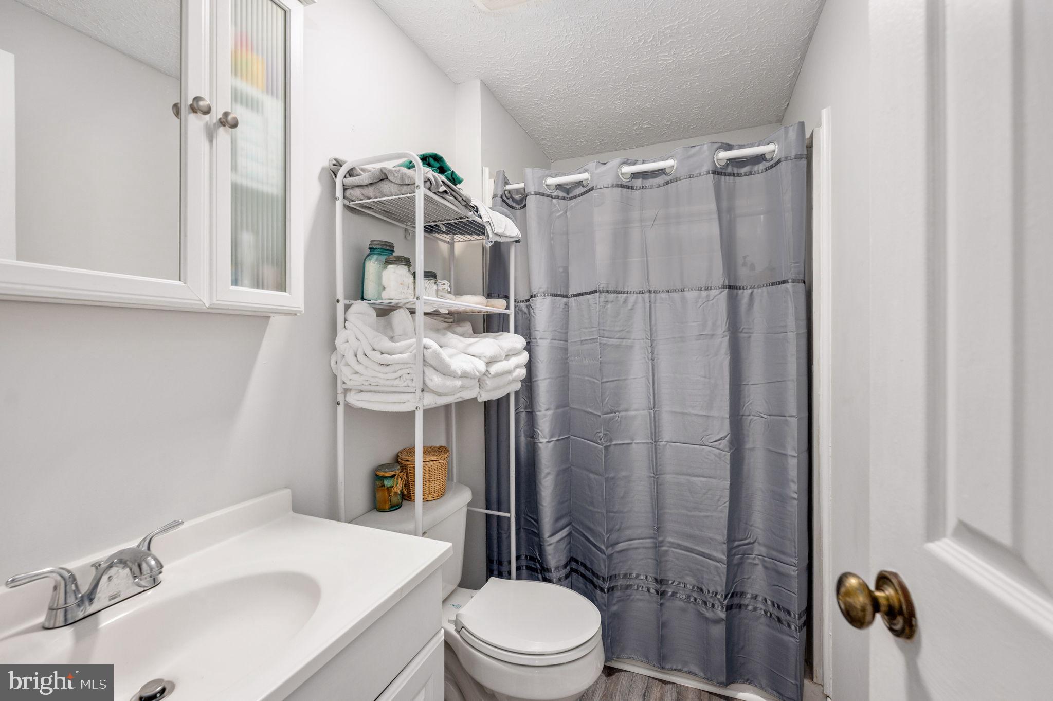 STAFFORD HEIGHTS - Residential