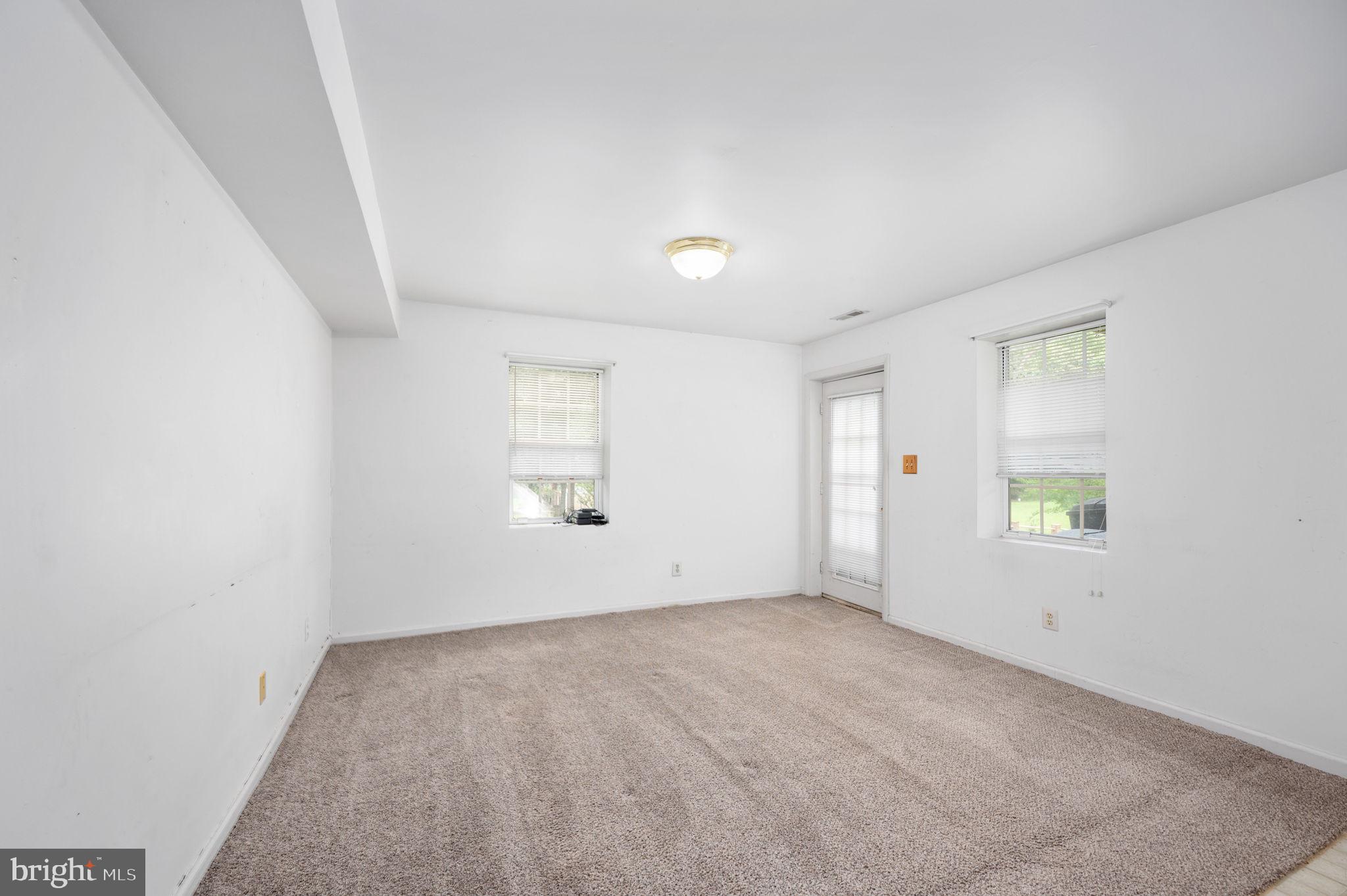 STAFFORD HEIGHTS - Residential