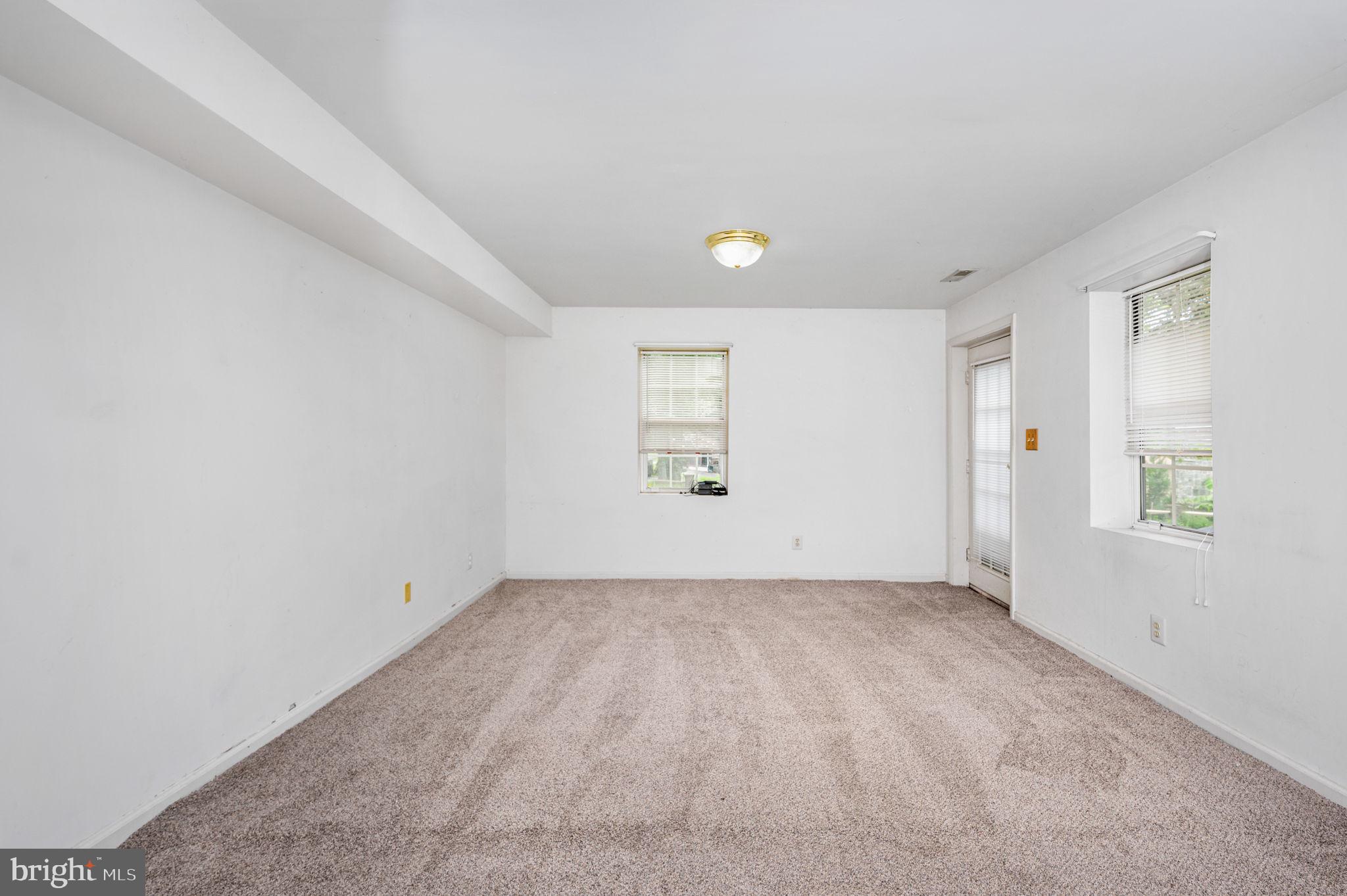 STAFFORD HEIGHTS - Residential