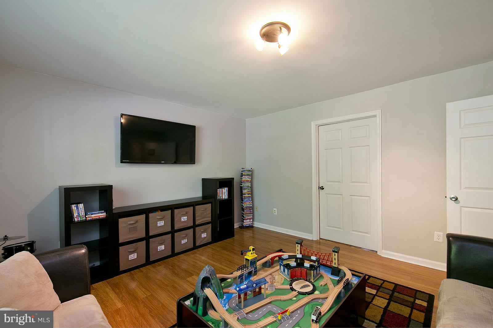 WILDE ACRES - Residential
