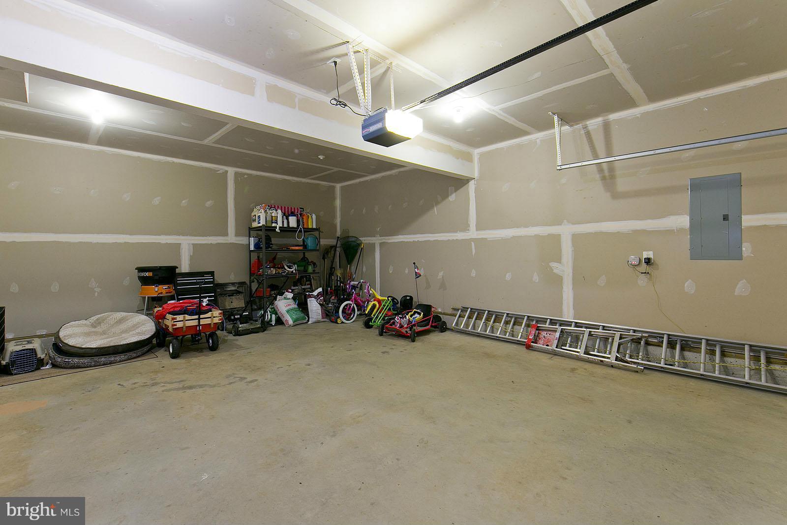 WILDE ACRES - Residential