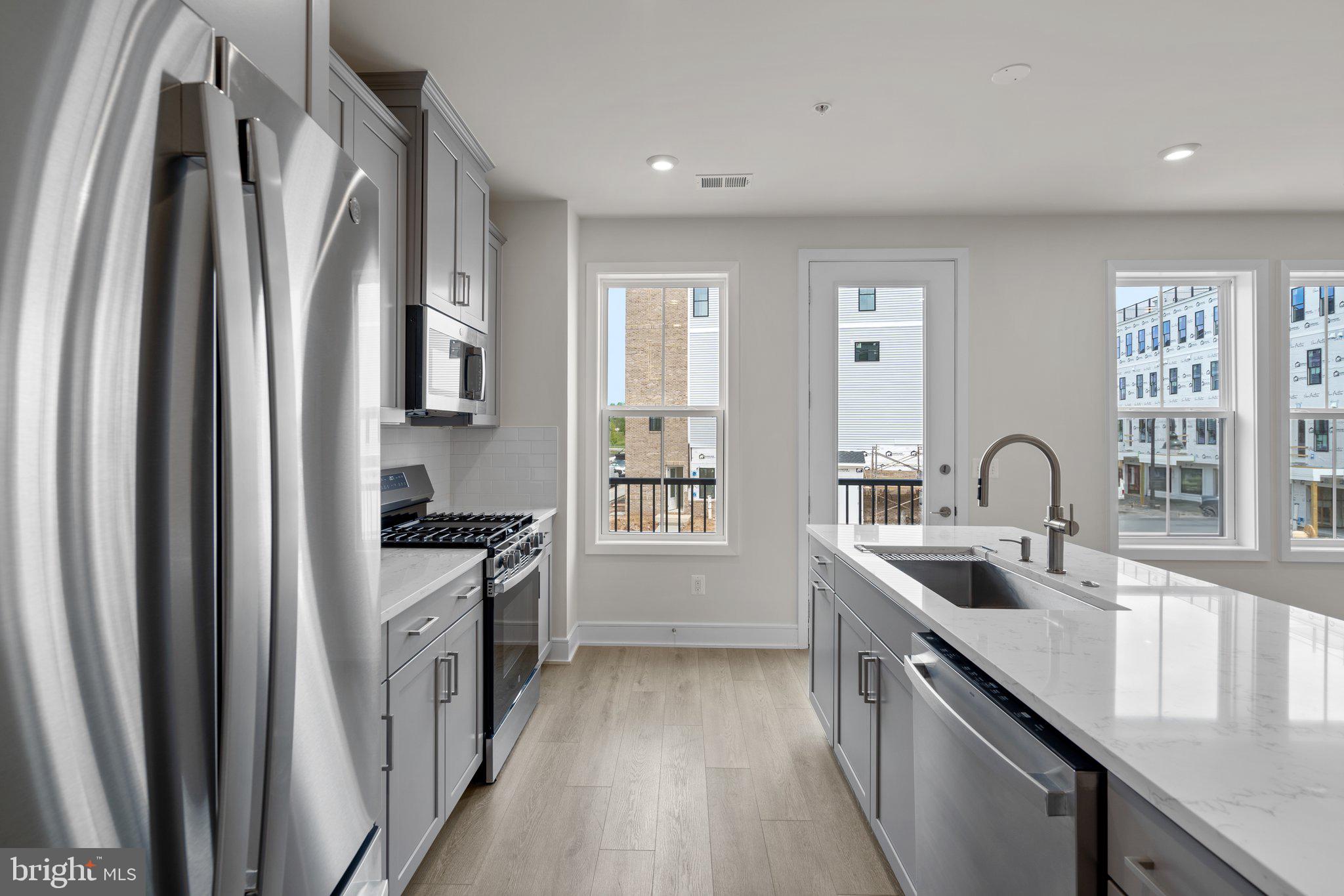 DEMOTT & SILVER - Residential