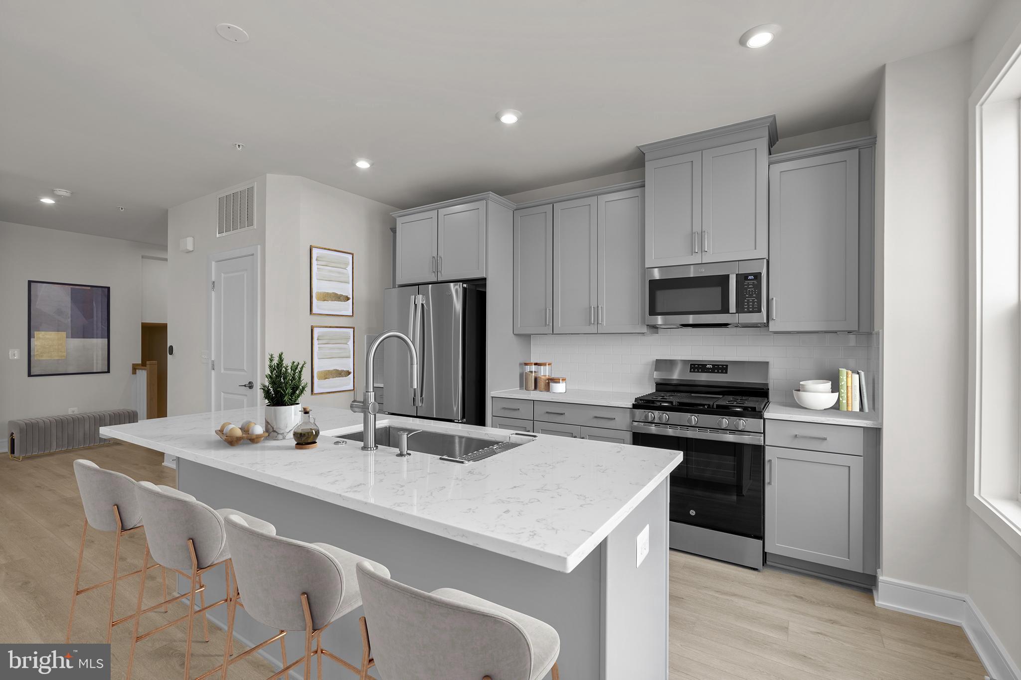 DEMOTT & SILVER - Residential