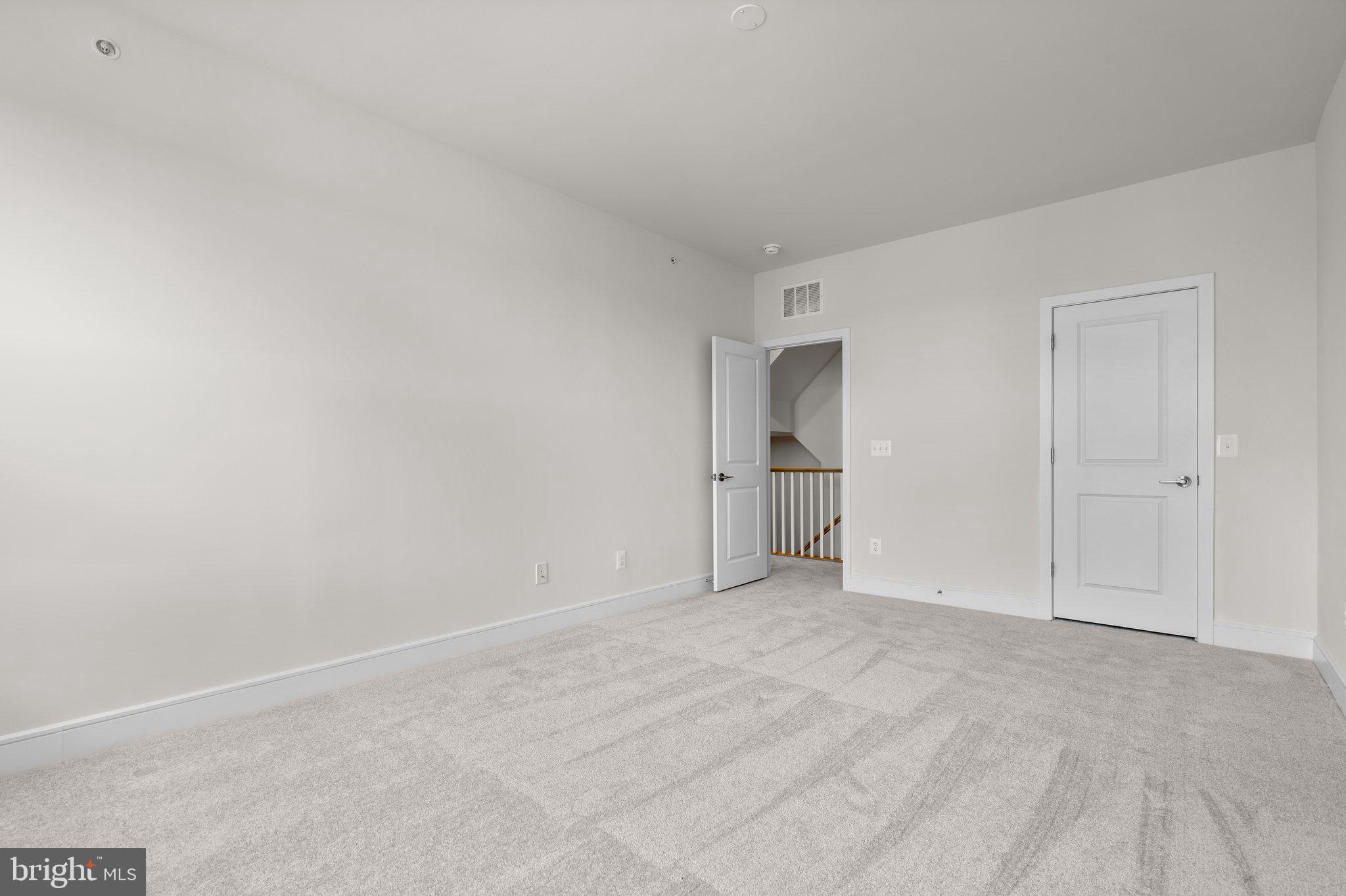 DEMOTT & SILVER - Residential