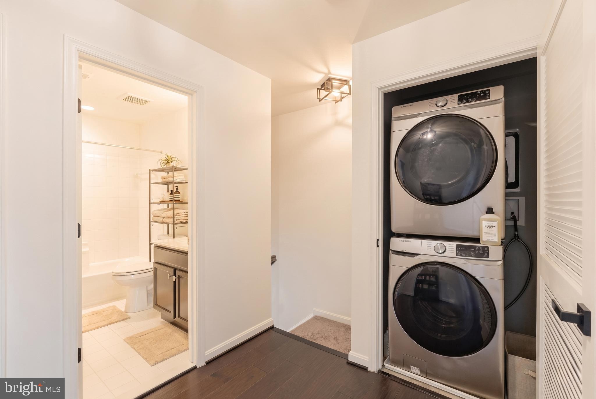 THE VILLAGES OF STEEPLECHASE - Residential