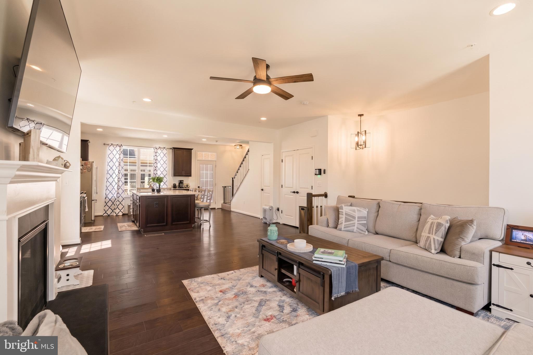 THE VILLAGES OF STEEPLECHASE - Residential