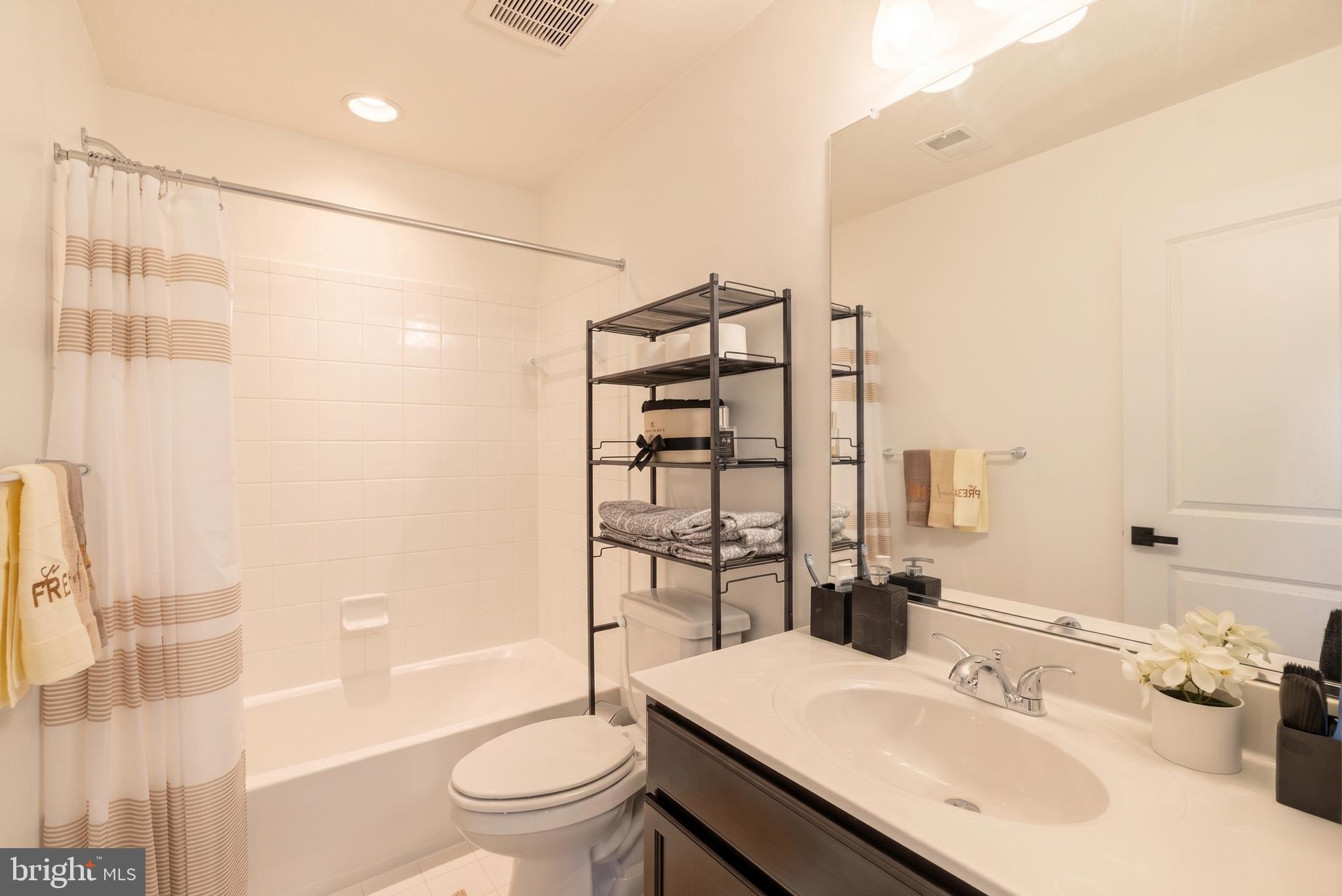 THE VILLAGES OF STEEPLECHASE - Residential