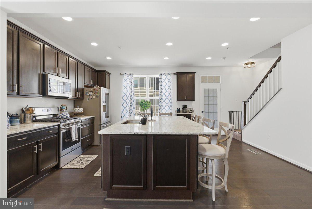 THE VILLAGES OF STEEPLECHASE - Residential