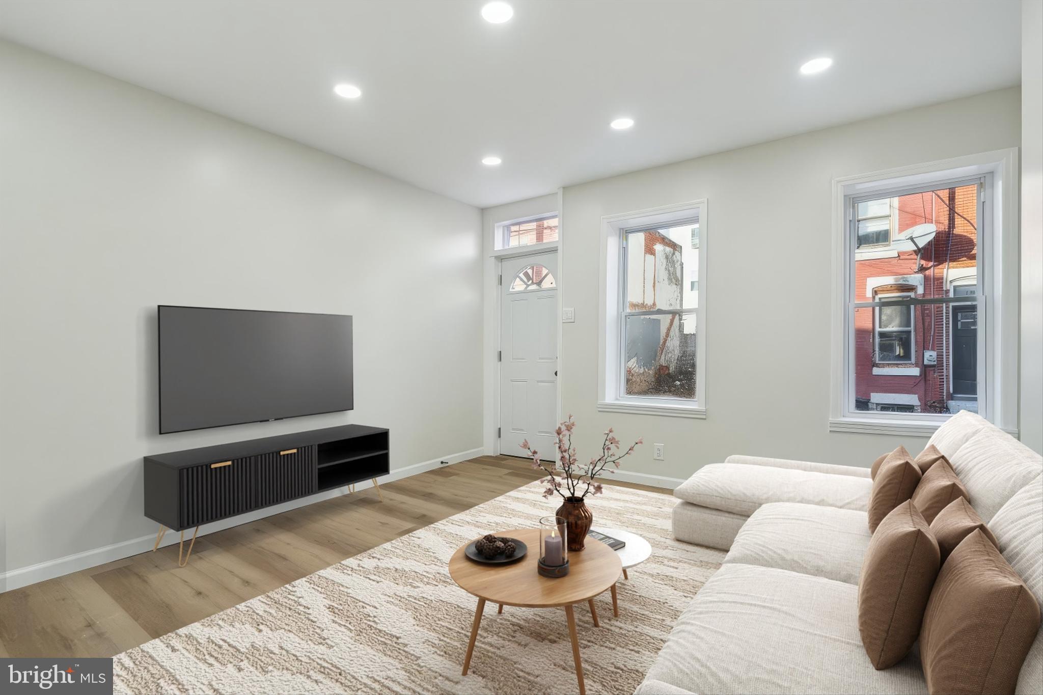 POINT BREEZE - Residential