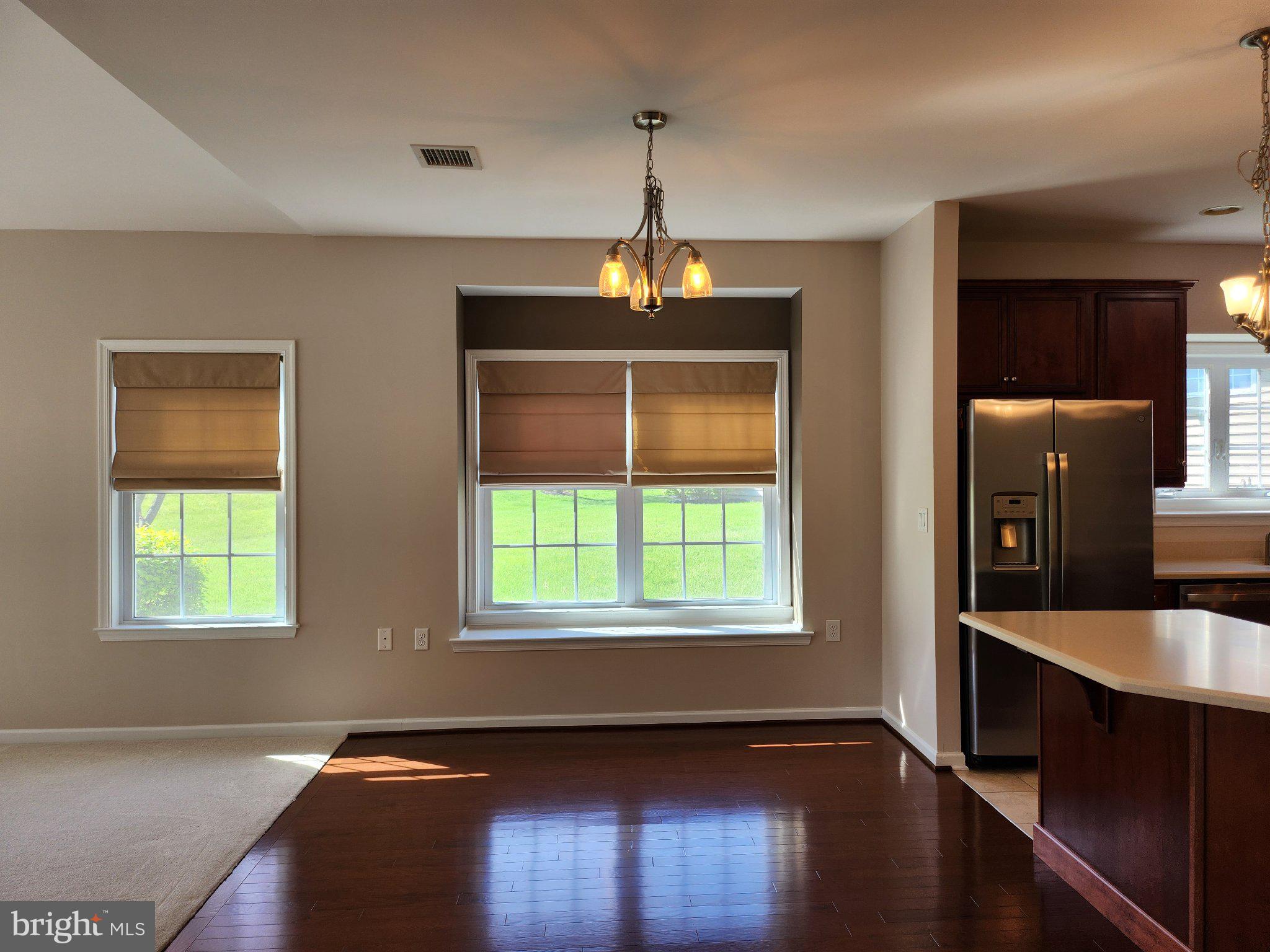 LIBERTY HILL - Residential