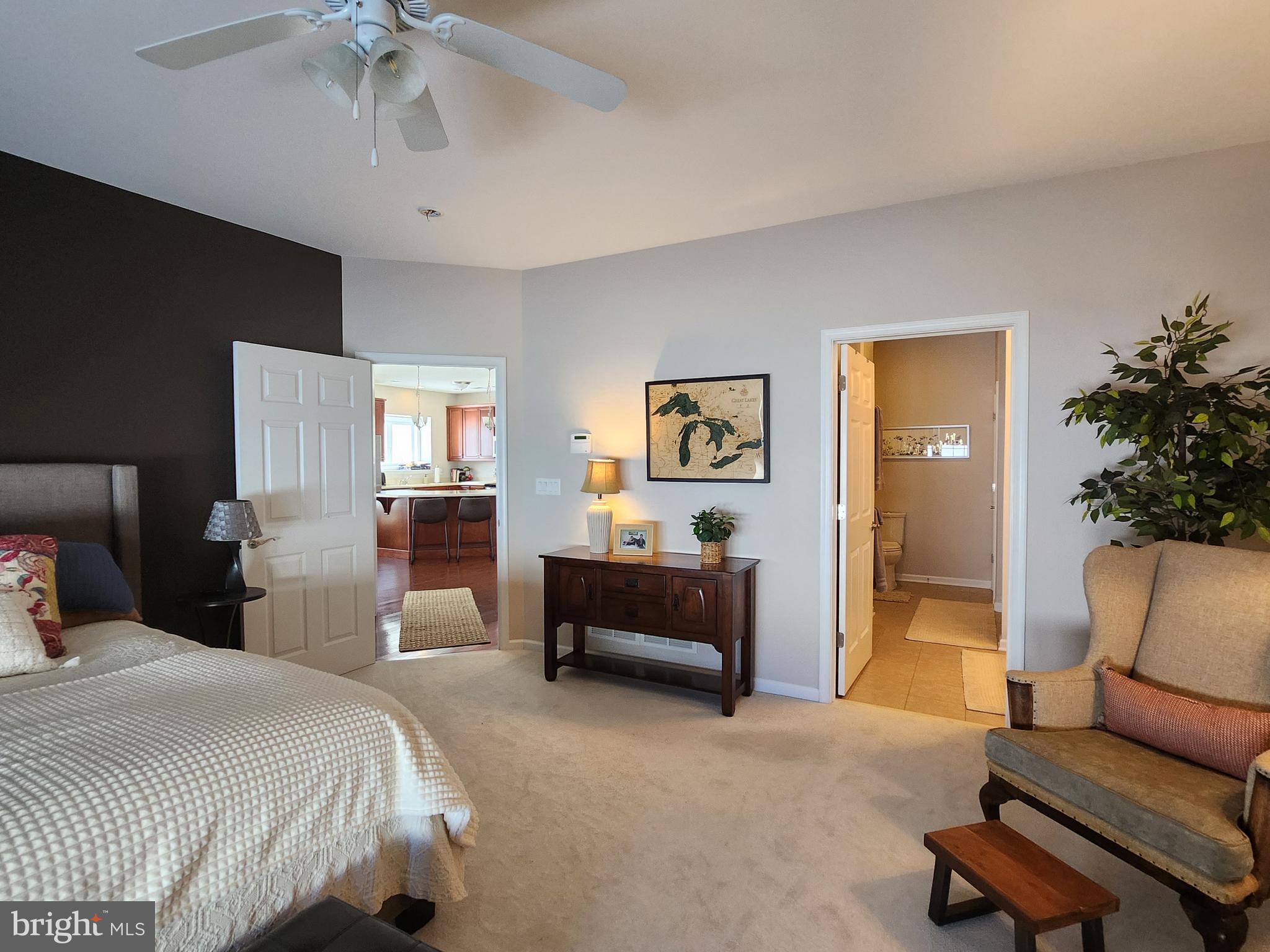 LIBERTY HILL - Residential