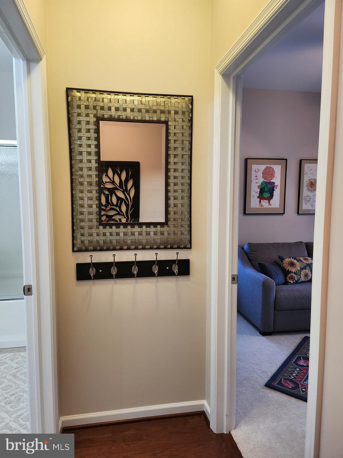 LIBERTY HILL - Residential