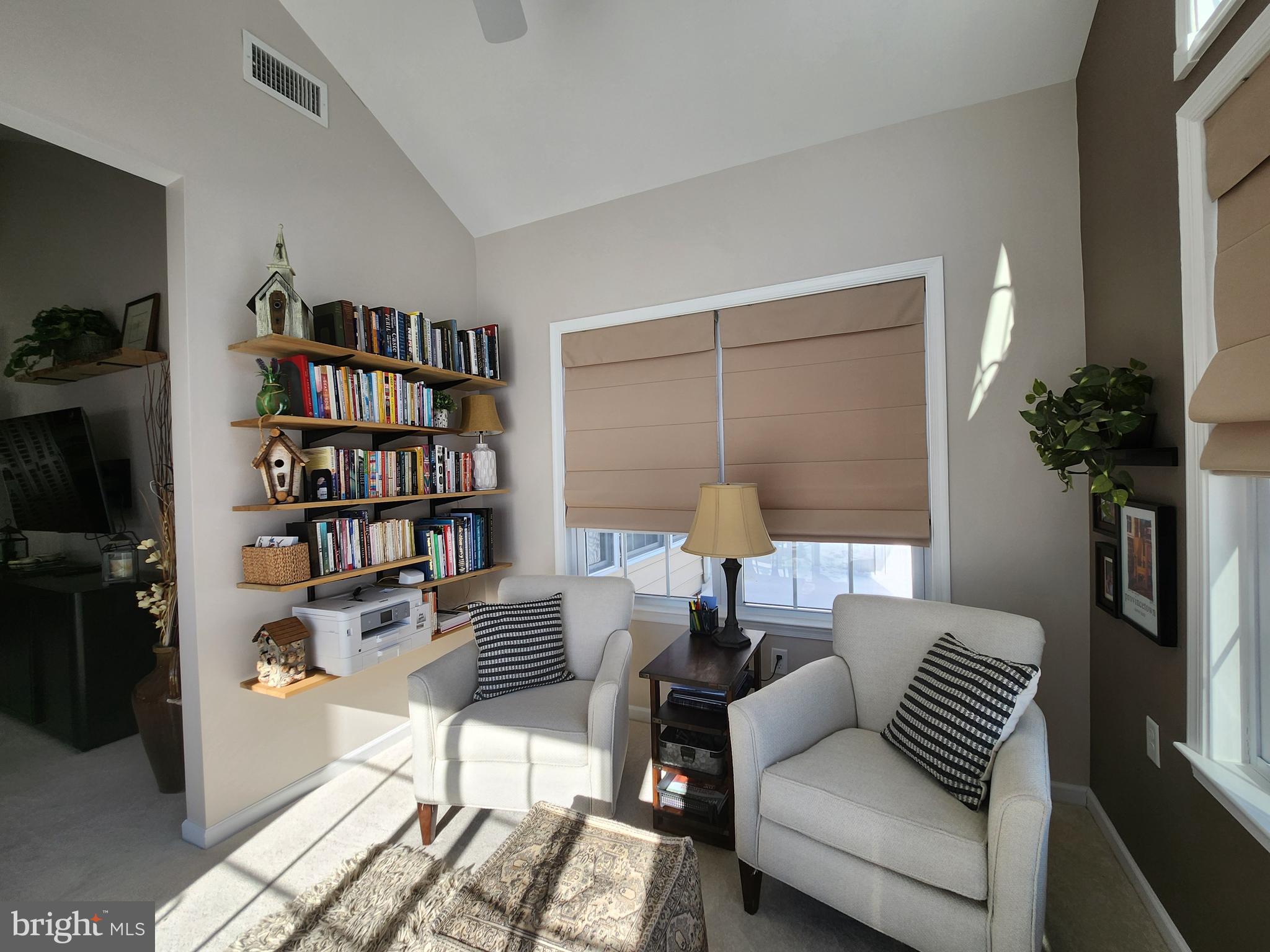 LIBERTY HILL - Residential