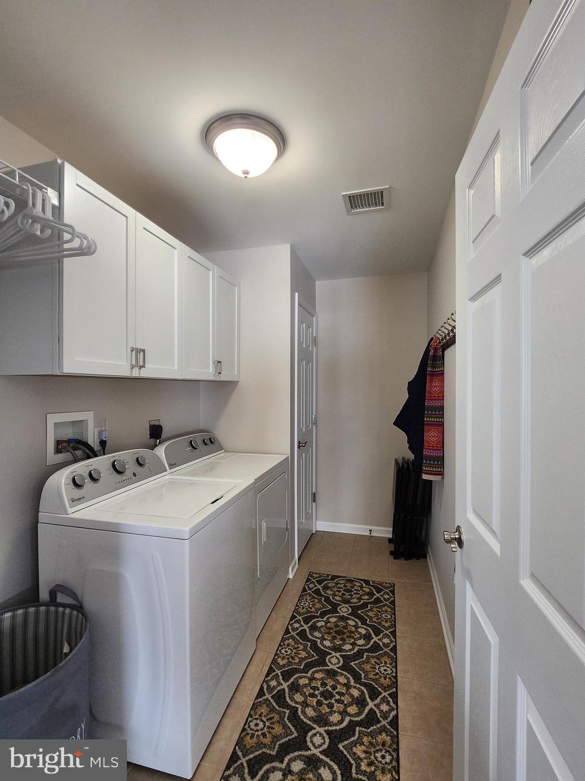 LIBERTY HILL - Residential