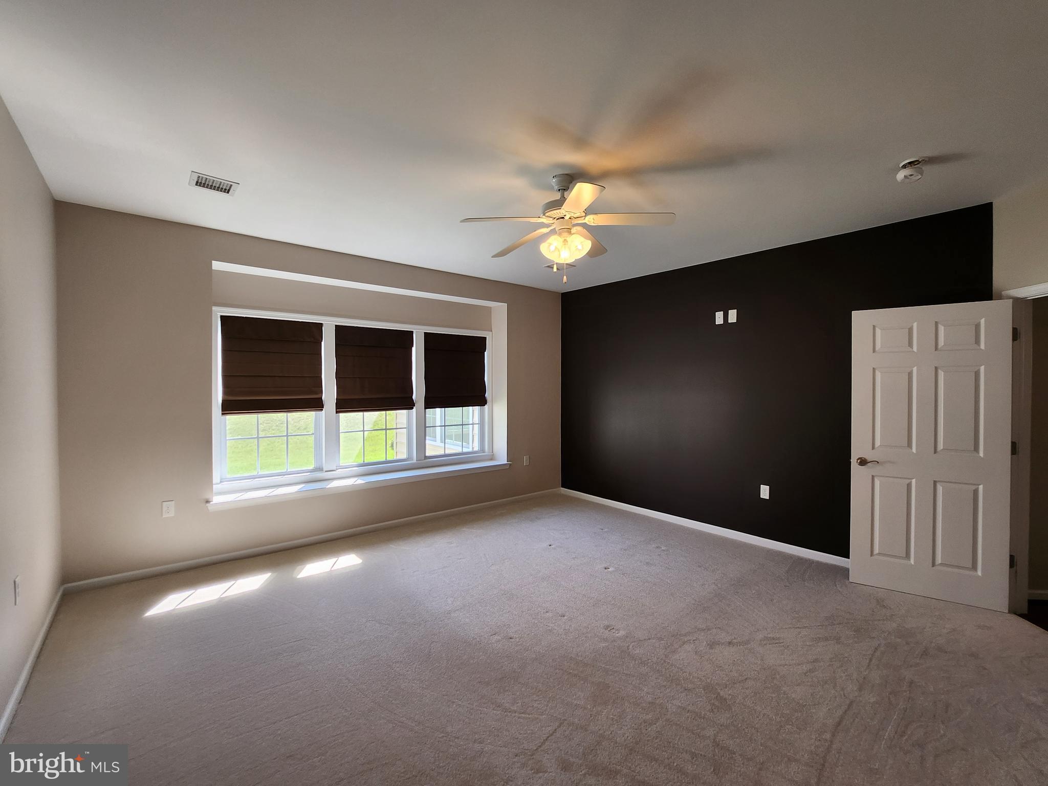 LIBERTY HILL - Residential