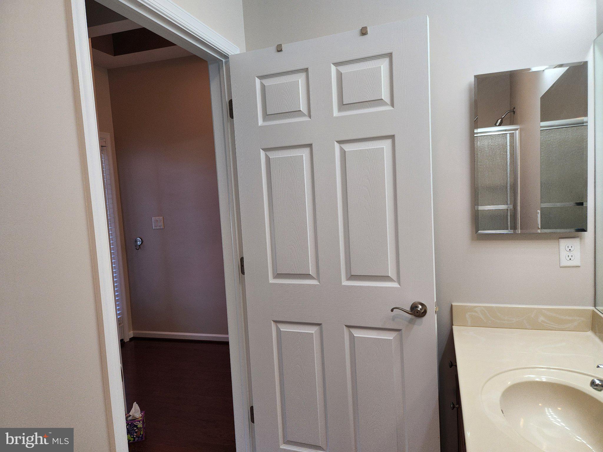 LIBERTY HILL - Residential