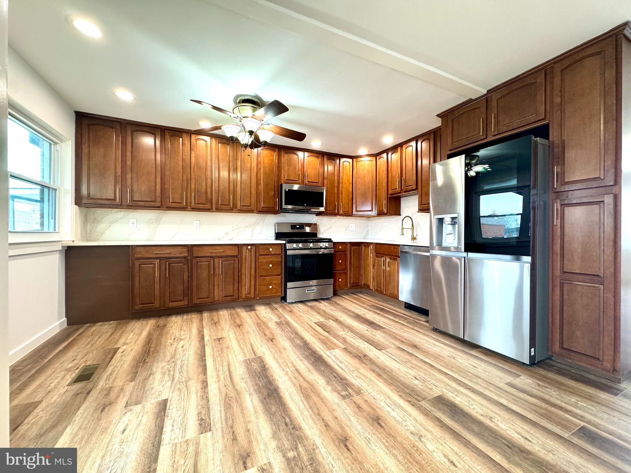 PARKWOOD - Residential